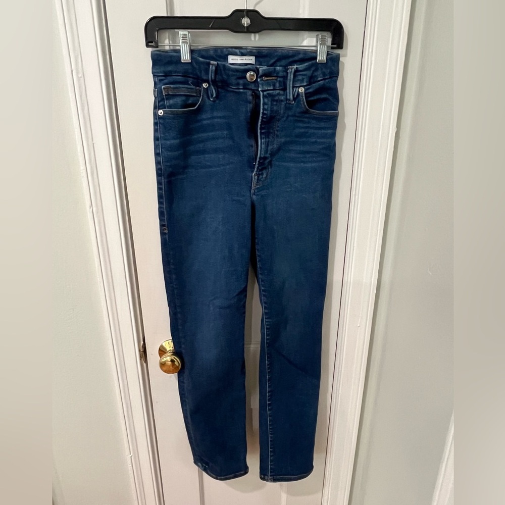 GOOD AMERICAN | High-Rise, Stretch Straight Jeans